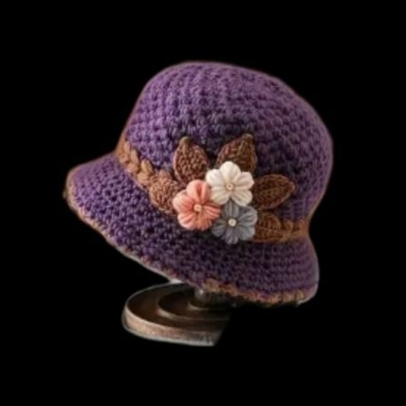 Crochet Knit 3-Flowers Cloche Hat Lined, Lightweight Warm, Purple, NEW - Picture 2 of 6